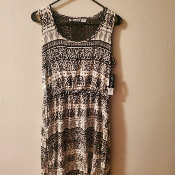 NWT black/white paisley print hi-low dress Studio 253 size small! - Picture 2 of 2
